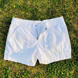 Free People White Women's Cargo Shorts size 2